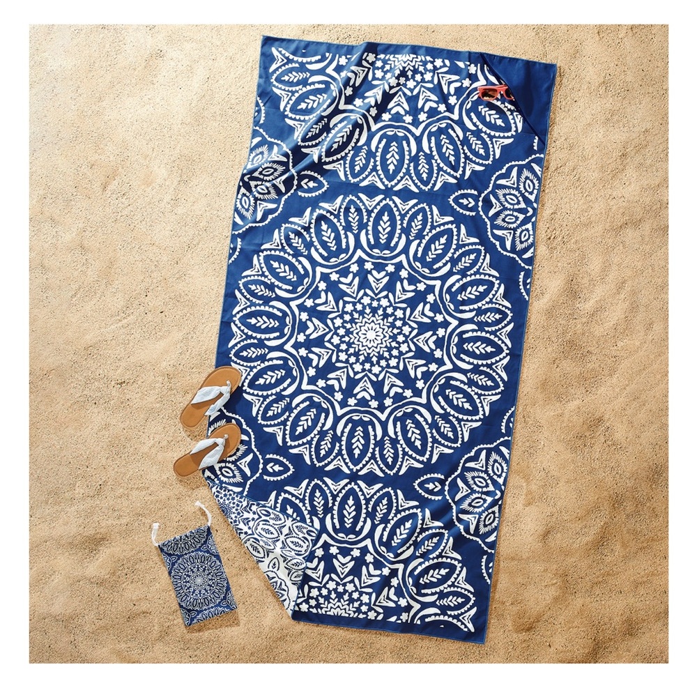 Better Homes & Gardens Blue Medallion Quick Dry Travel Beach Towel, 38" x 72"
